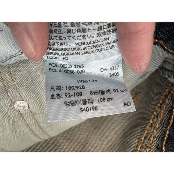 Levi's 505 Men's Straight Leg Denim Jeans Medium Wash Size 36 x 34 - Picture 6 of 12